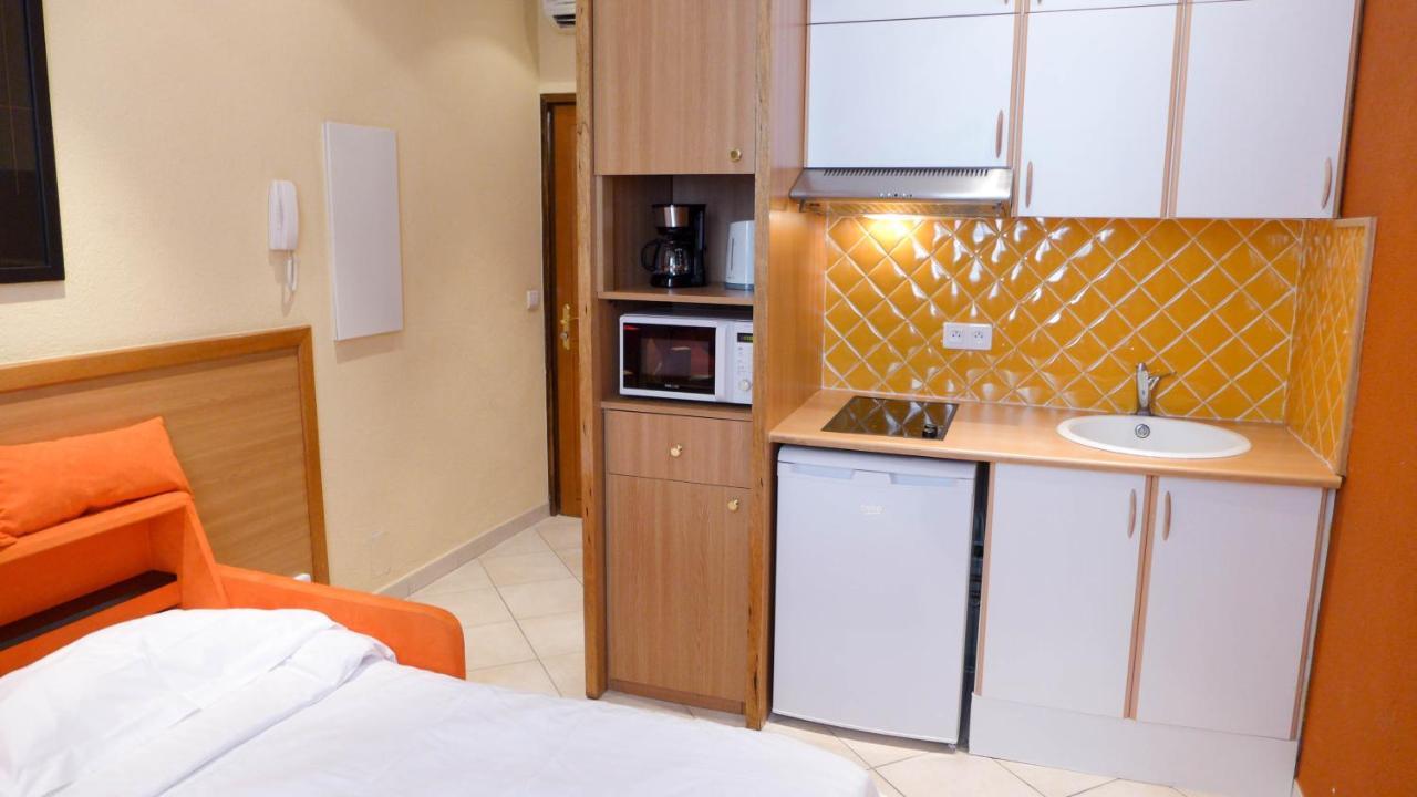 Yolande Apartment *